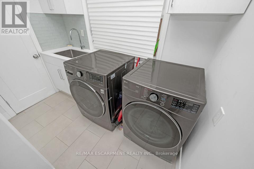 491 Highway 5 W, Hamilton, Ontario  L9H 5E2 - Photo 24 - X12965246