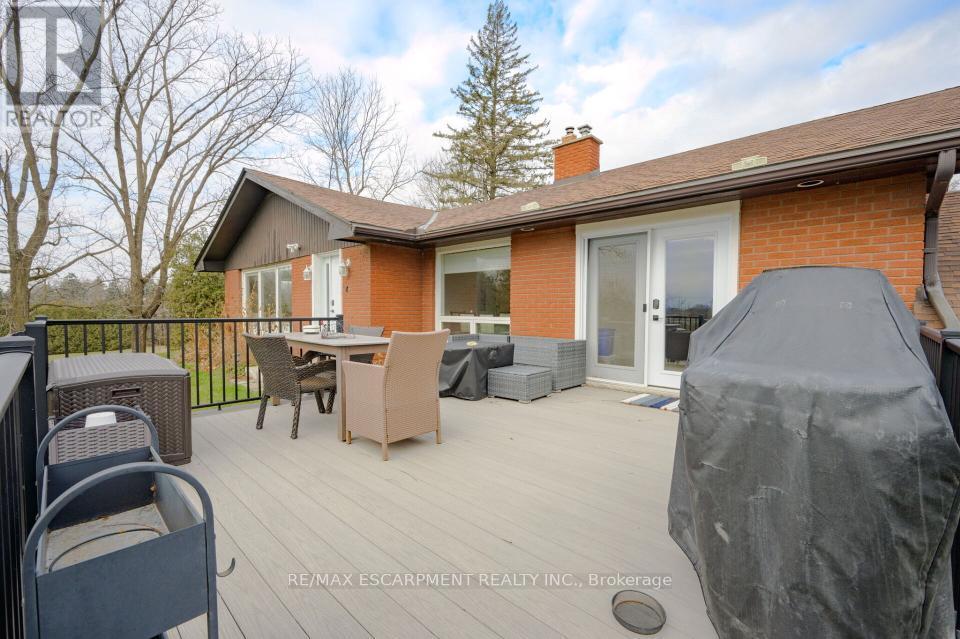 491 Highway 5 W, Hamilton, Ontario  L9H 5E2 - Photo 34 - X12965246