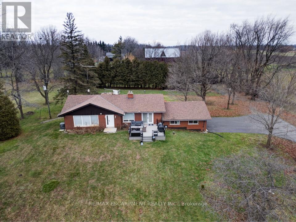 491 Highway 5 W, Hamilton, Ontario  L9H 5E2 - Photo 4 - X12965246