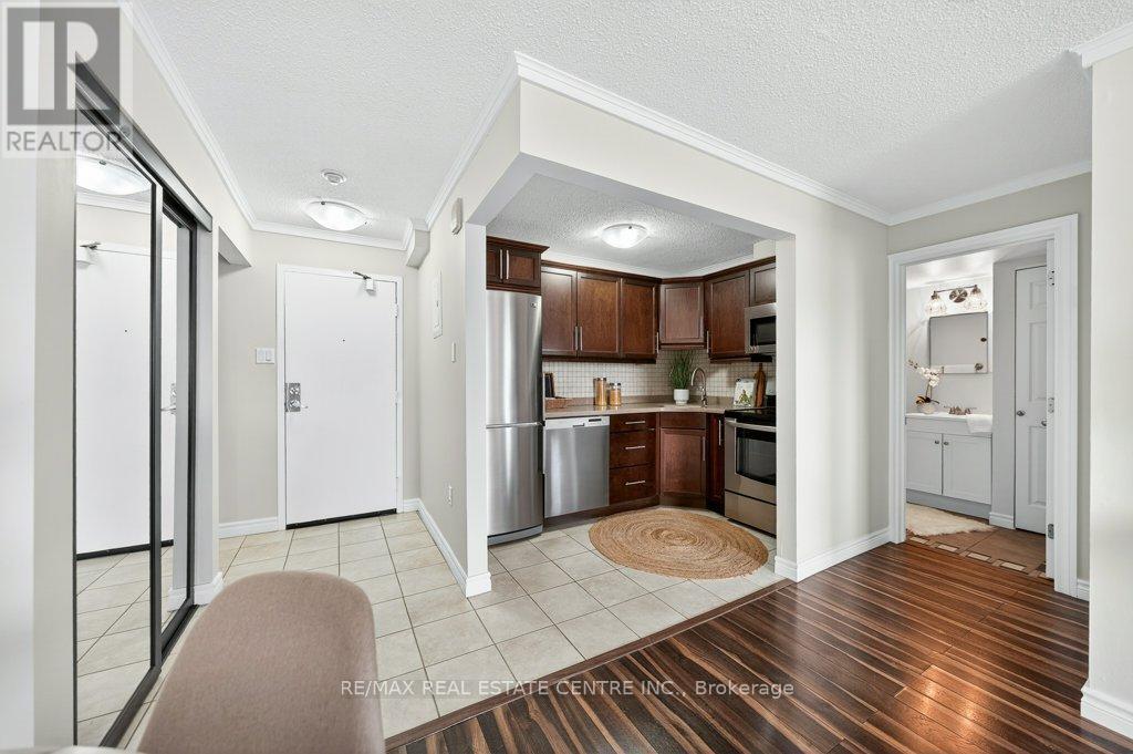 506 - 64 Benton Street, Kitchener, Ontario N2G 4L9 - Photo 22 - X12965260