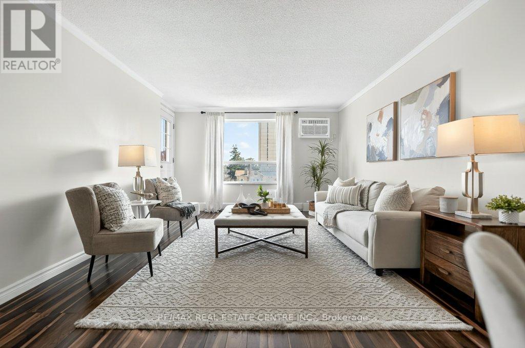 506 - 64 Benton Street, Kitchener, Ontario N2G 4L9 - Photo 31 - X12965260