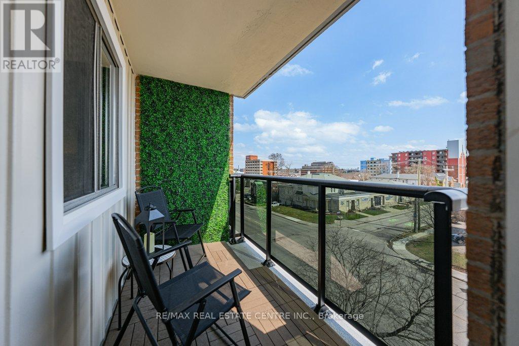 506 - 64 Benton Street, Kitchener, Ontario N2G 4L9 - Photo 35 - X12965260