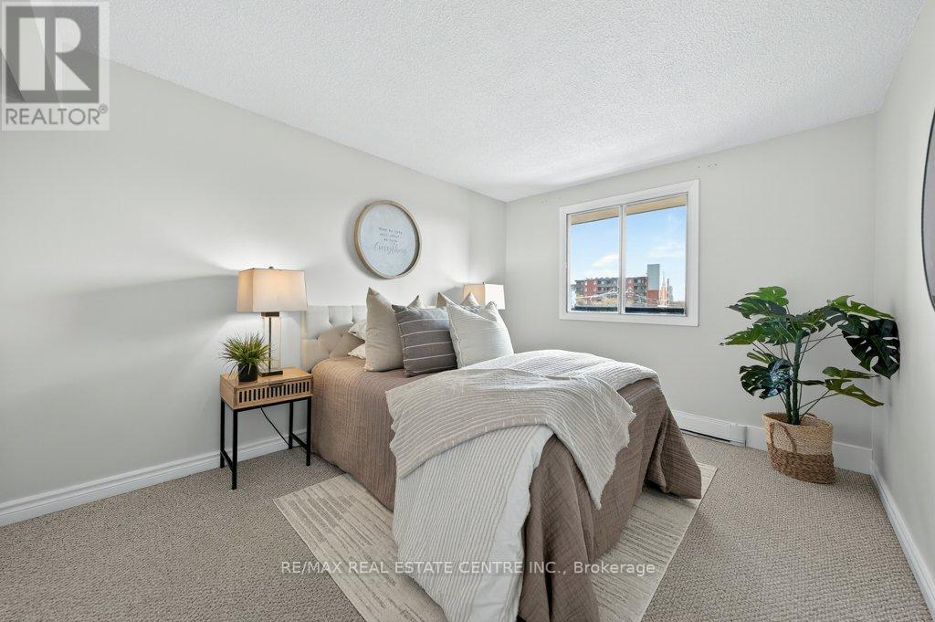 506 - 64 Benton Street, Kitchener, Ontario N2G 4L9 - Photo 41 - X12965260