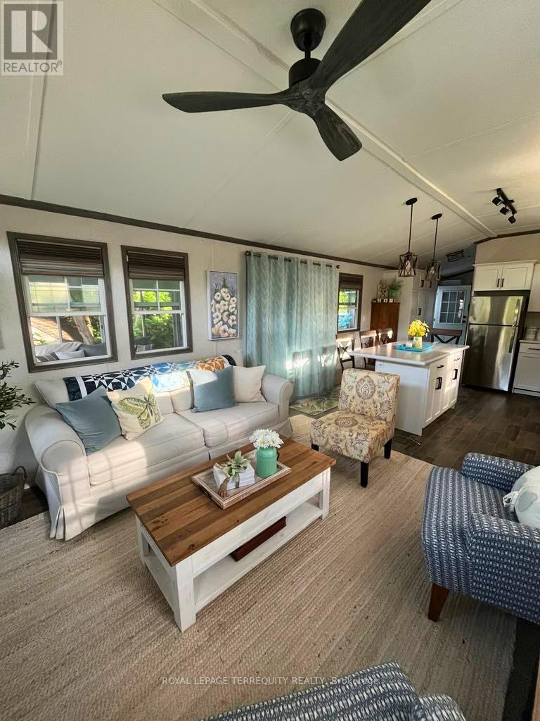 18 Rockhaven, Selwyn, Ontario  K0L 2H0 - Photo 11 - X12965272