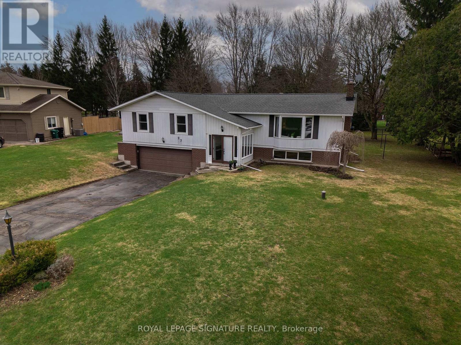 27 SUNSET DRIVE, Woolwich, Ontario