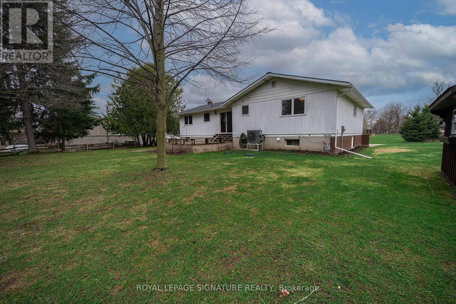 27 Sunset Drive, Woolwich, Ontario  N0B 2V0 - Photo 6 - X12965290