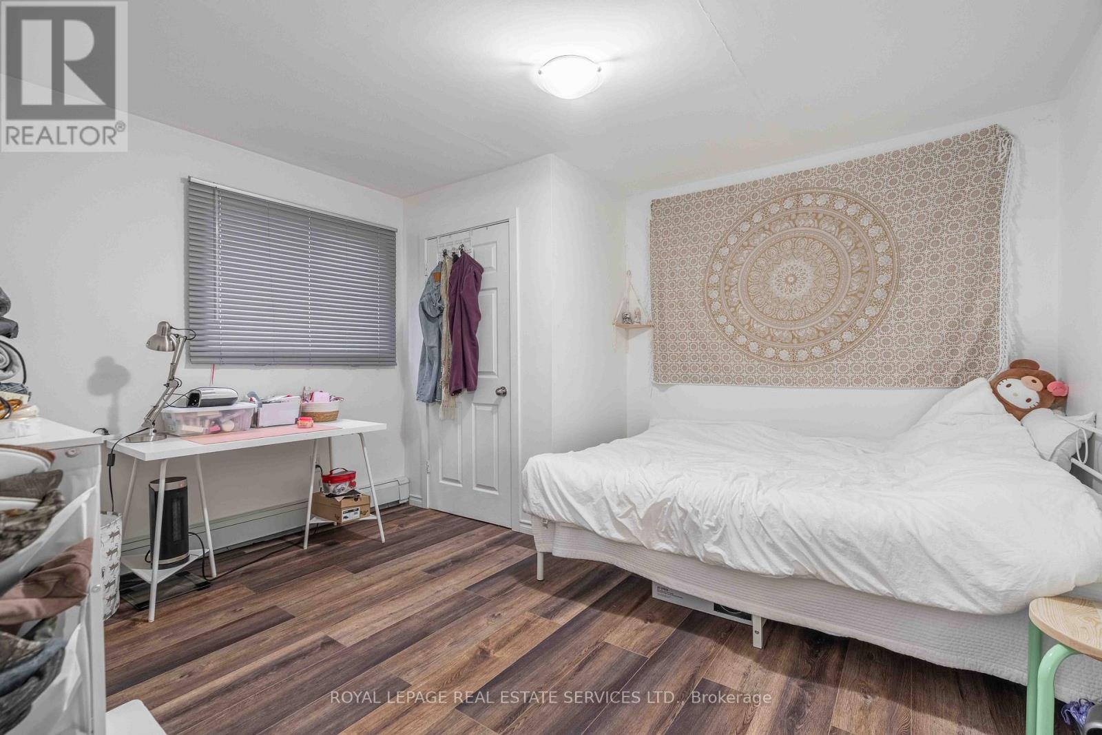 108 Queenston Street, St. Catharines, Ontario  L2R 2Z3 - Photo 11 - X12965296