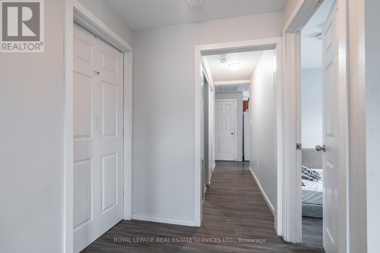 108 Queenston Street, St. Catharines, Ontario  L2R 2Z3 - Photo 13 - X12965296