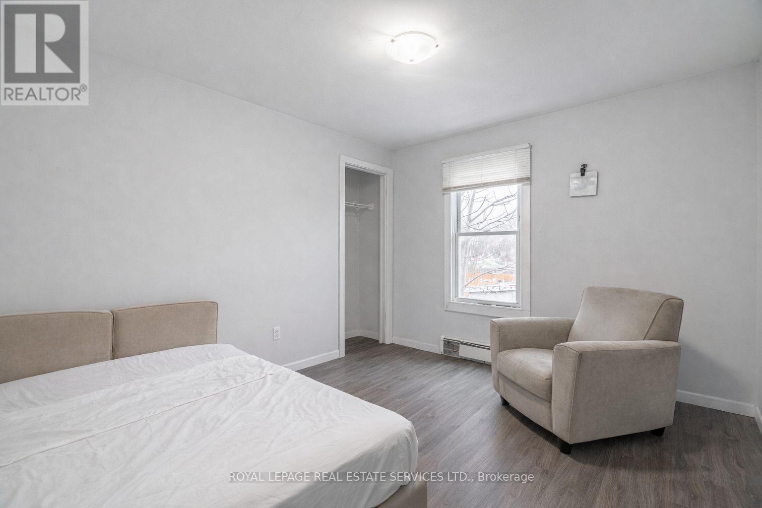 108 Queenston Street, St. Catharines, Ontario  L2R 2Z3 - Photo 17 - X12965296