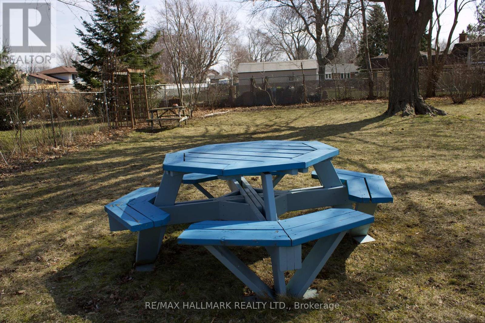 122 Ridgeway Road, Fort Erie, Ontario  L0S 1B0 - Photo 36 - X12965298