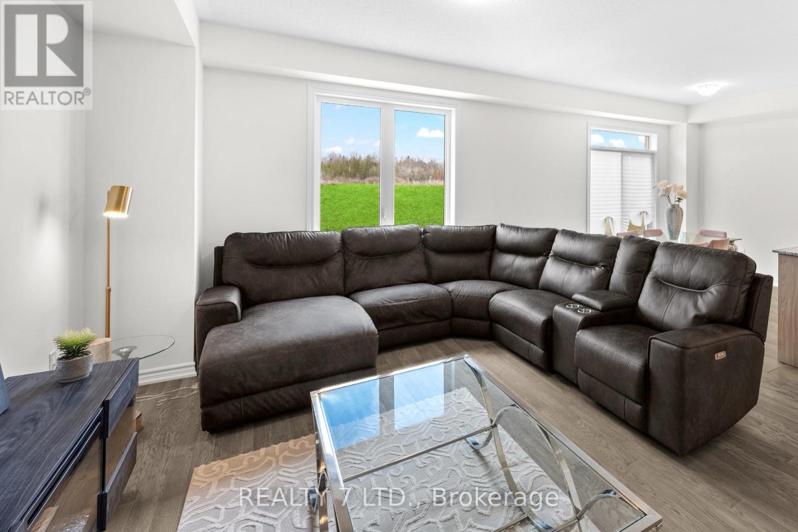 32 Hillcroft Way, Kawartha Lakes, Ontario  K0M 1A0 - Photo 15 - X12965302