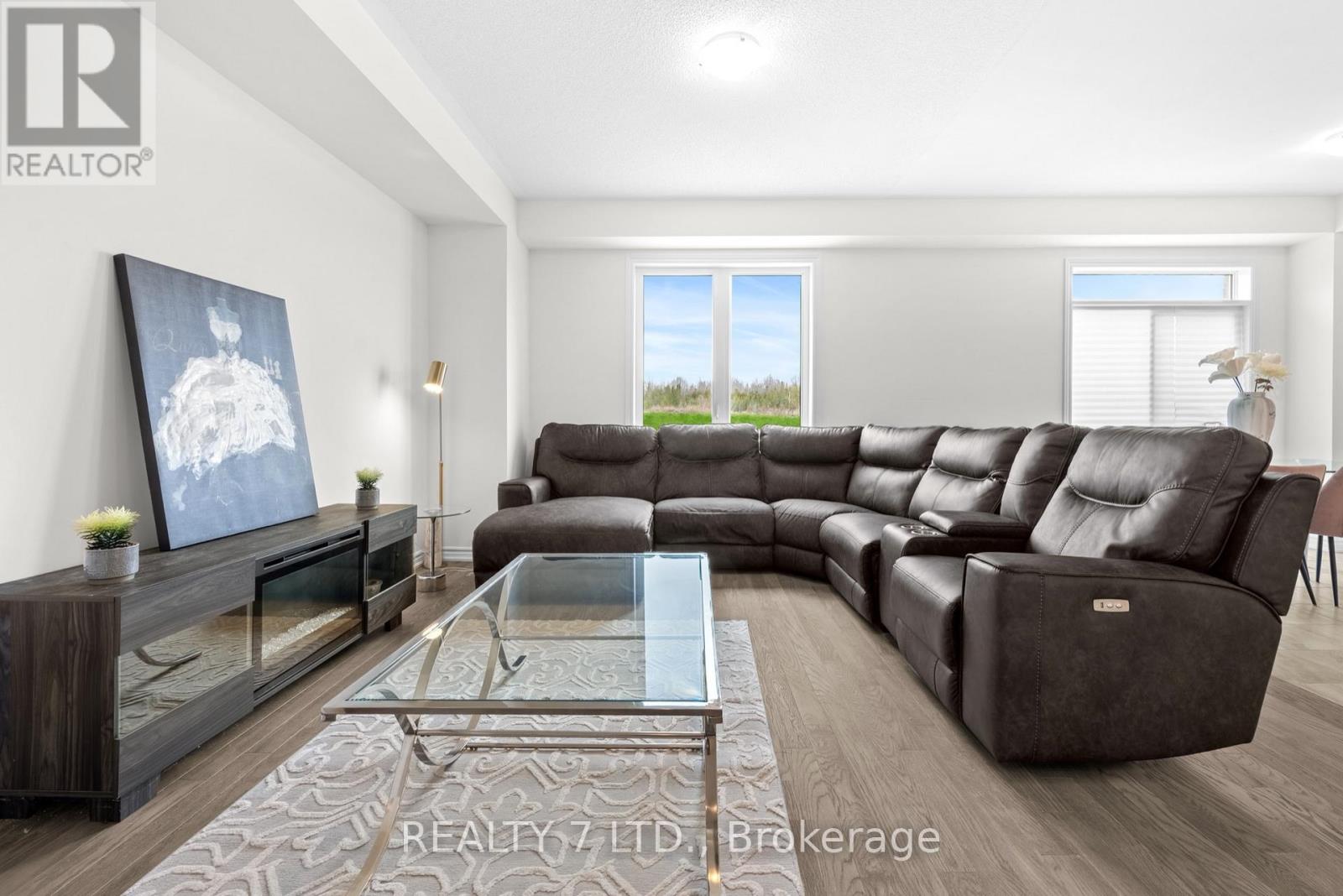 32 Hillcroft Way, Kawartha Lakes, Ontario  K0M 1A0 - Photo 18 - X12965302