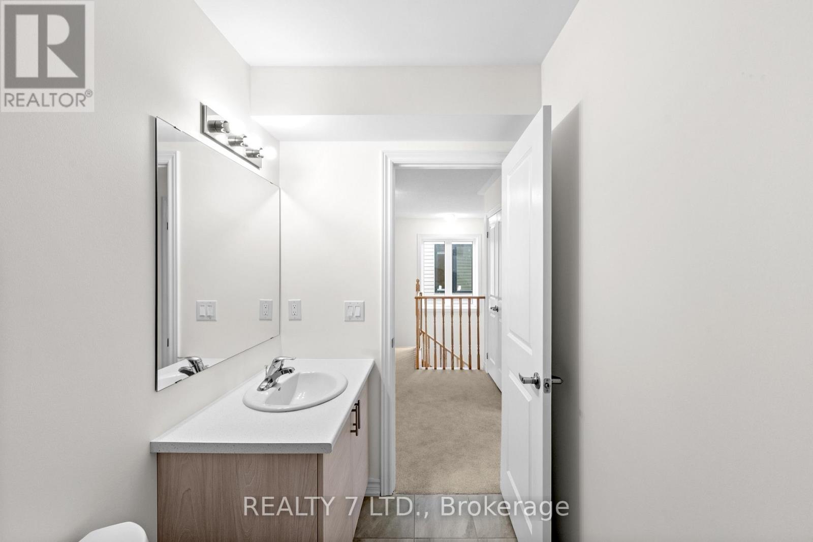 32 Hillcroft Way, Kawartha Lakes, Ontario  K0M 1A0 - Photo 36 - X12965302