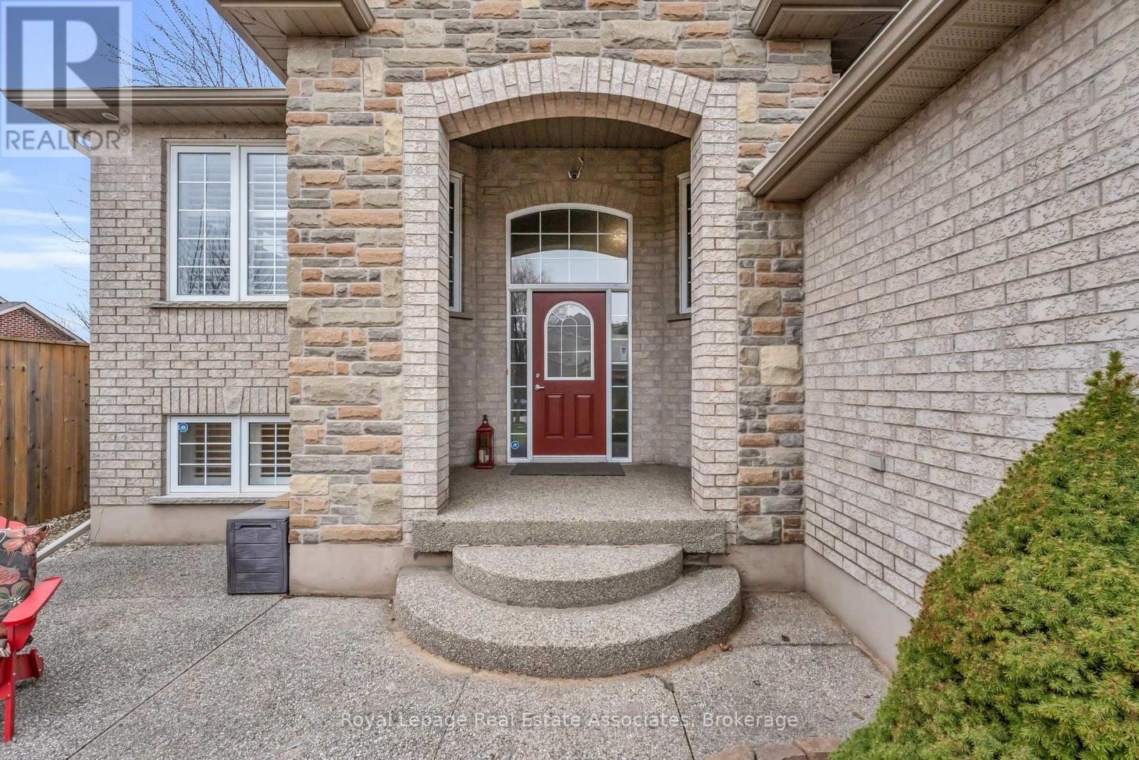 141 Gamble Lane, Guelph/eramosa, Ontario  N0B 2K0 - Photo 5 - X12965310