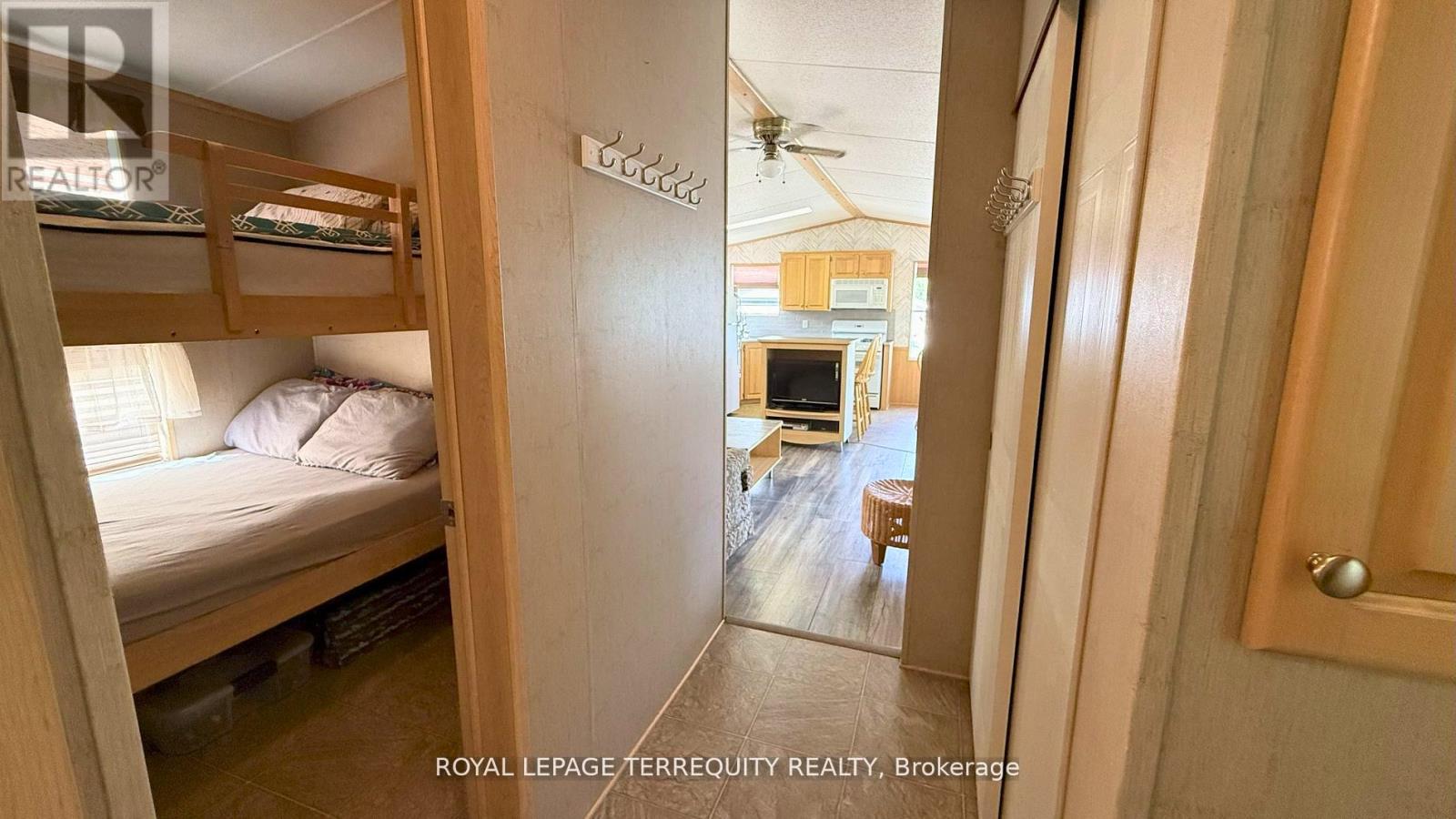 328 Rockview, Selwyn, Ontario  K0L 2H0 - Photo 11 - X12965348