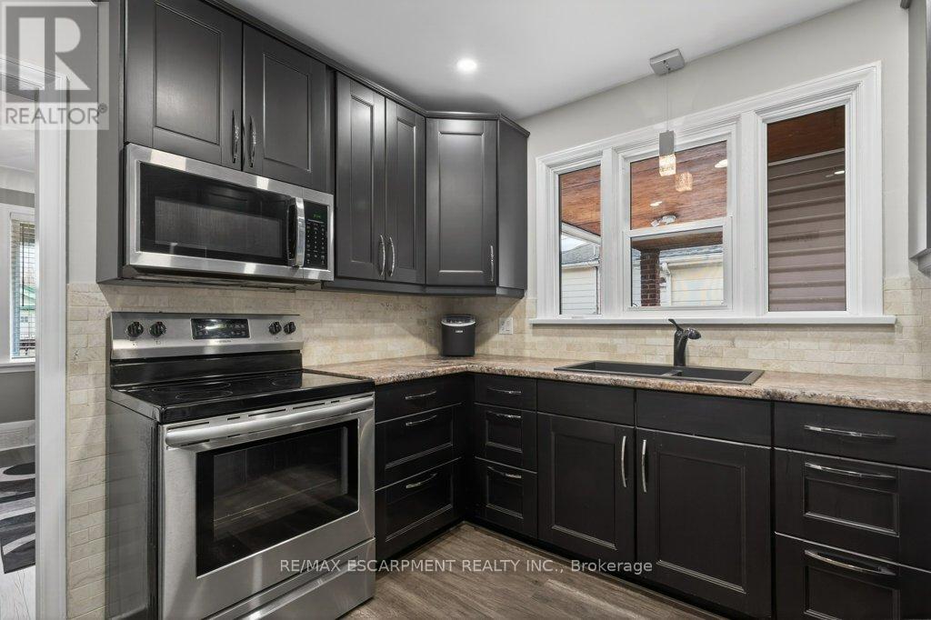 4254 Crescent Avenue, Lincoln, Ontario  L3J 0H4 - Photo 11 - X12965364