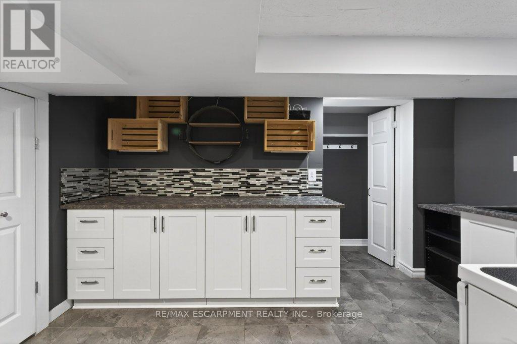 4254 Crescent Avenue, Lincoln, Ontario  L3J 0H4 - Photo 24 - X12965364