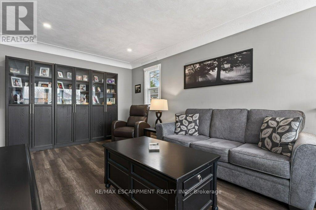 4254 Crescent Avenue, Lincoln, Ontario  L3J 0H4 - Photo 7 - X12965364