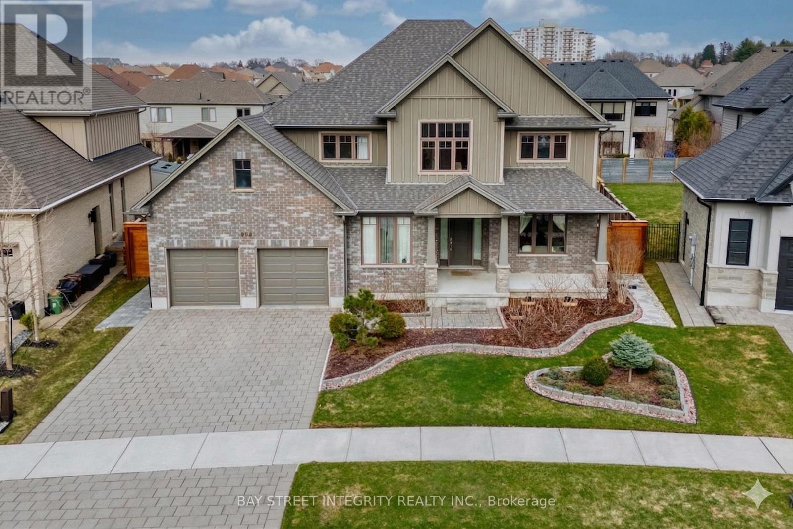 566 Bradwell Chase, London North, Ontario  N6G 0P7 - Photo 2 - X12965378