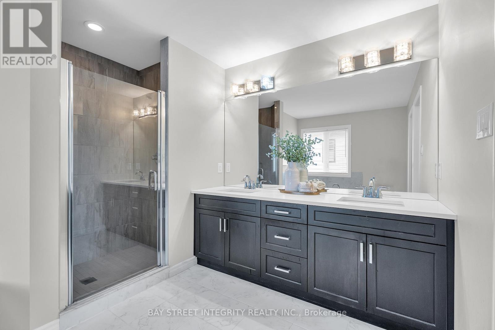 566 Bradwell Chase, London North, Ontario  N6G 0P7 - Photo 25 - X12965378