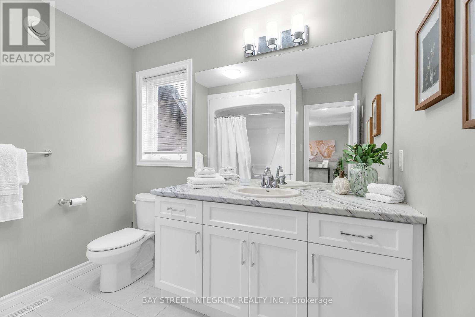 566 Bradwell Chase, London North, Ontario  N6G 0P7 - Photo 33 - X12965378