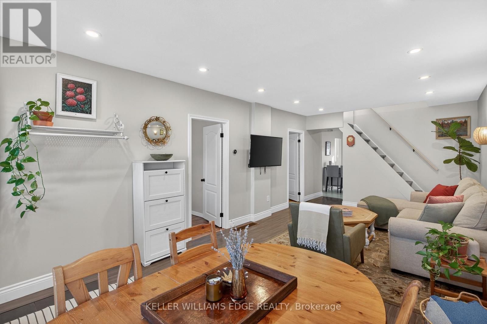 262 Britannia Avenue, Hamilton, Ontario  L8H 1X8 - Photo 5 - X12965388