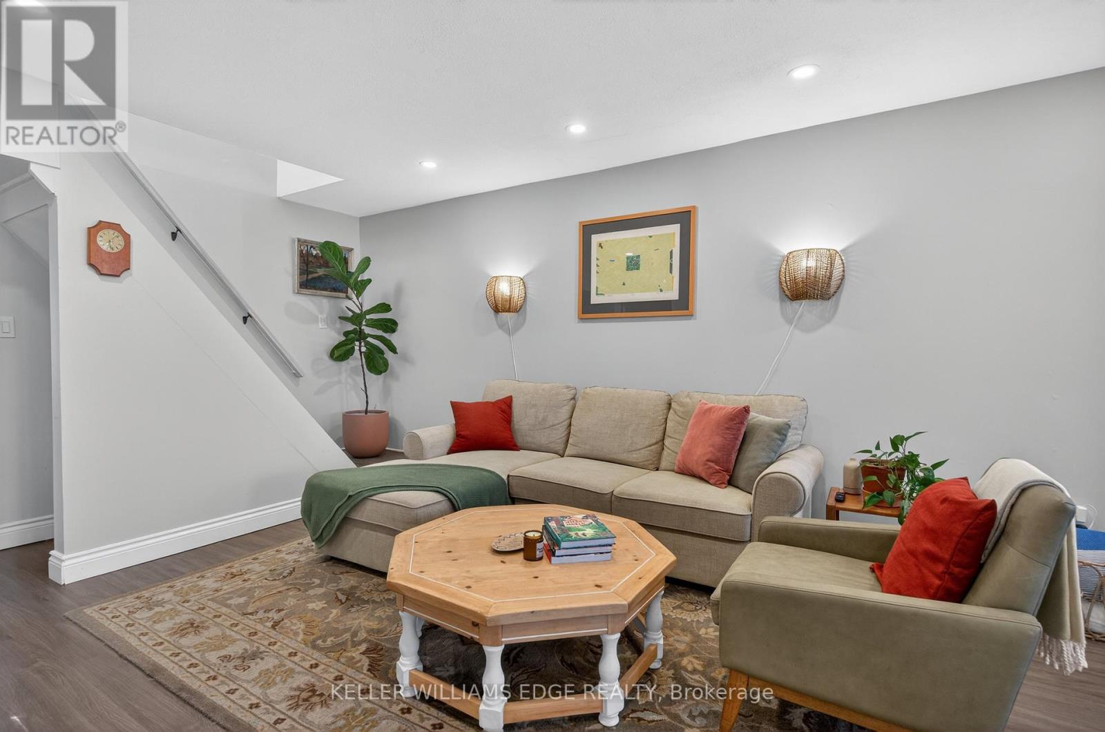 262 Britannia Avenue, Hamilton, Ontario  L8H 1X8 - Photo 8 - X12965388