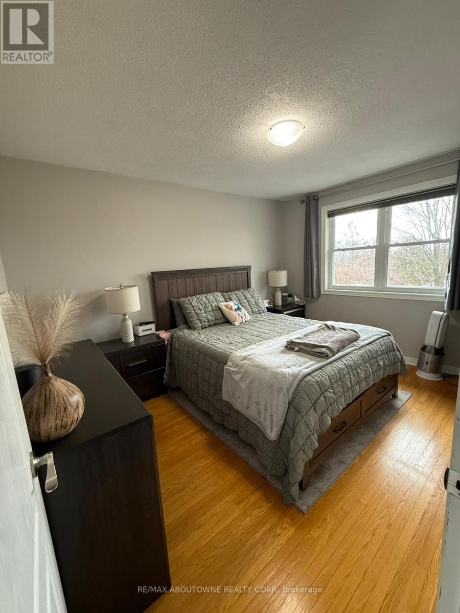 Upper - 50 Ridgewood Avenue, Guelph, Ontario  N1H 6C5 - Photo 14 - X12965392