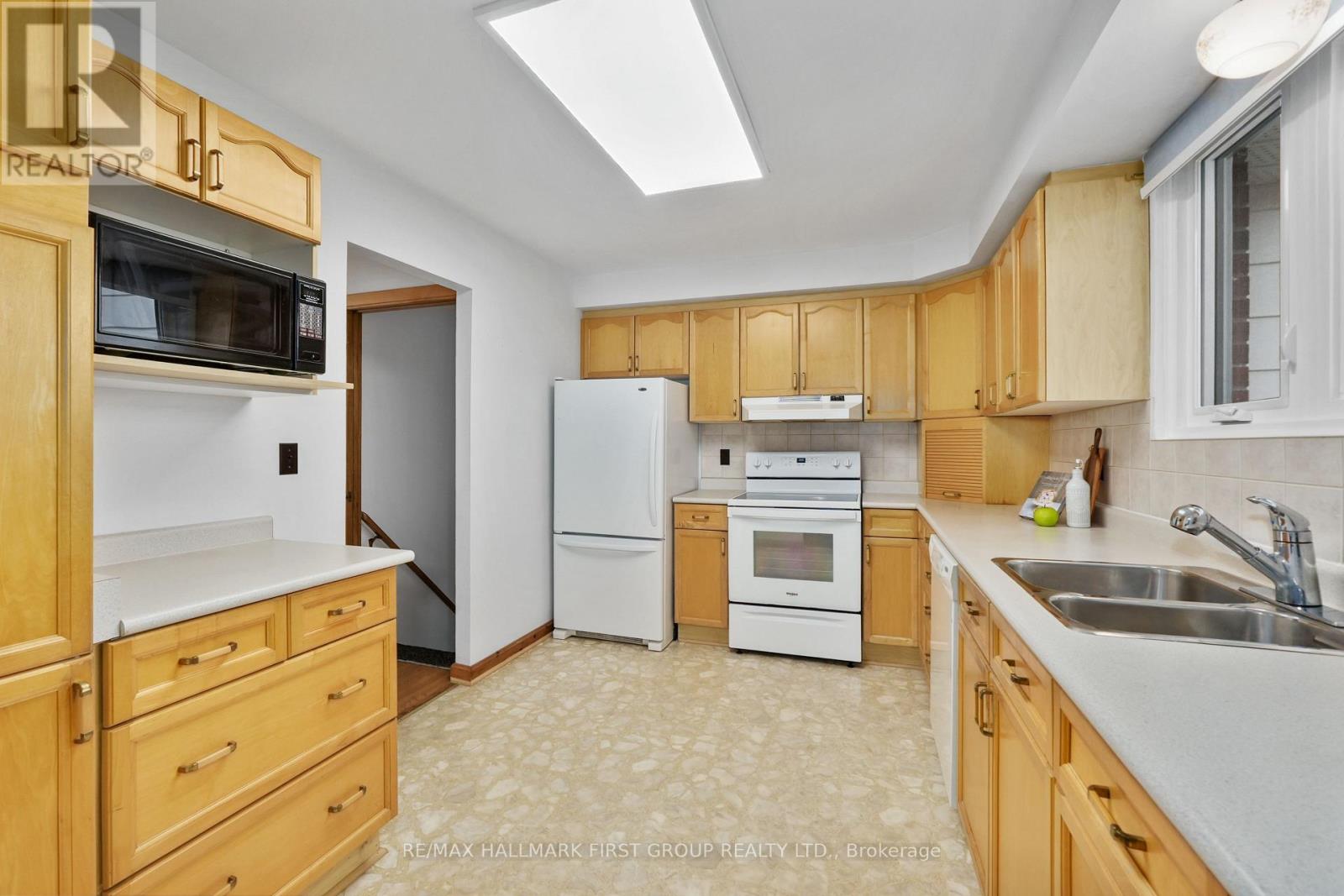 950 Curtis Crescent, Cobourg, Ontario  K9A 2W1 - Photo 13 - X12965430