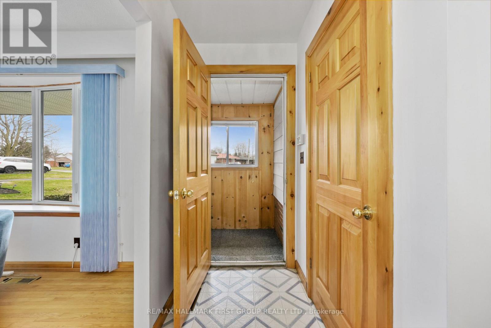 950 Curtis Crescent, Cobourg, Ontario  K9A 2W1 - Photo 5 - X12965430