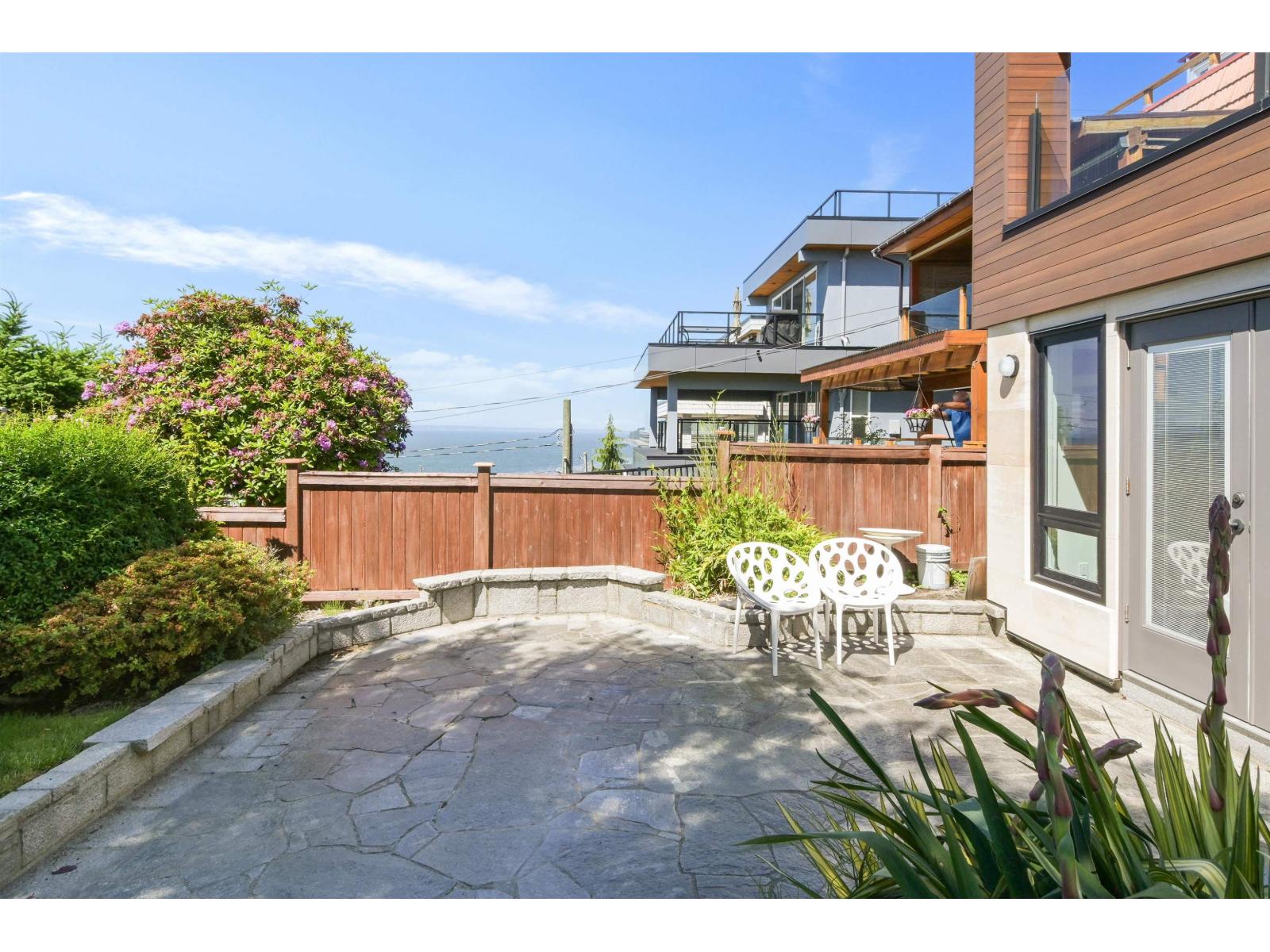 15095 Royal Avenue, White Rock, British Columbia  V4B 1M1 - Photo 32 - R3099935
