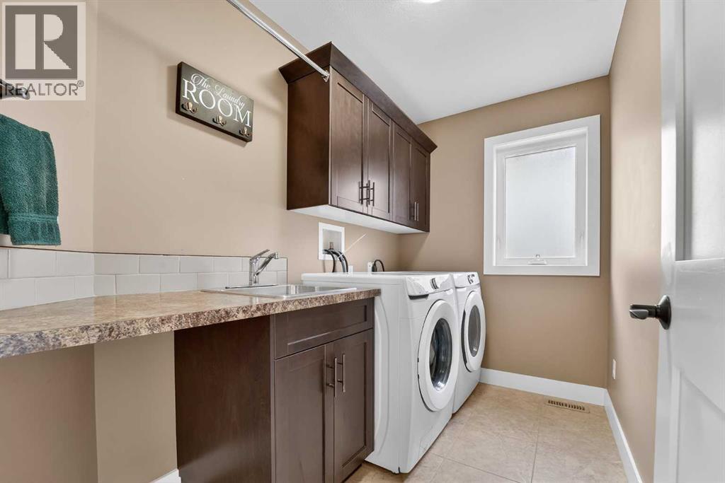 64 Riverhurst Cove W, Lethbridge, Alberta  T1K 6Y8 - Photo 31 - A2299252