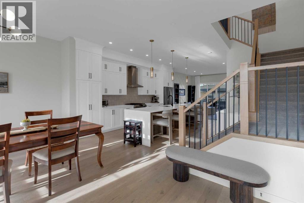 7712 36 Avenue NW, Calgary, Alberta  T3B 1V3 - Photo 5 - A2283501