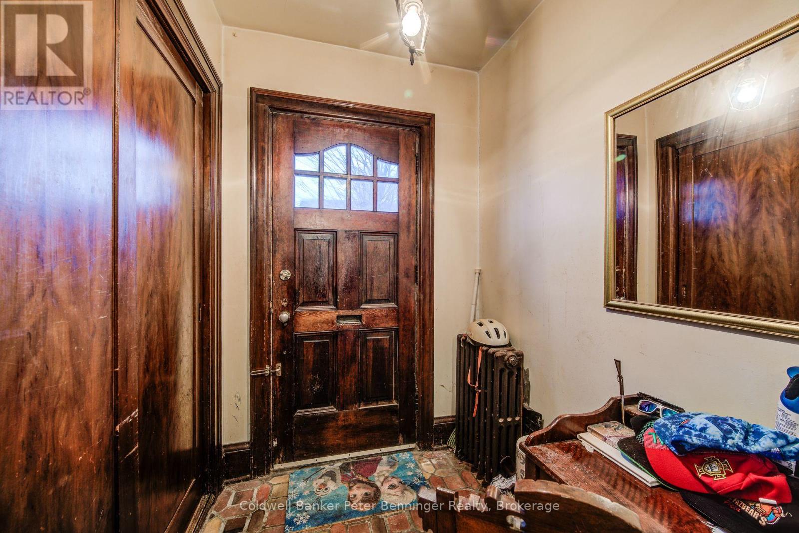 71 Margaret Avenue, Kitchener, Ontario  N2H 4H3 - Photo 7 - X12965460