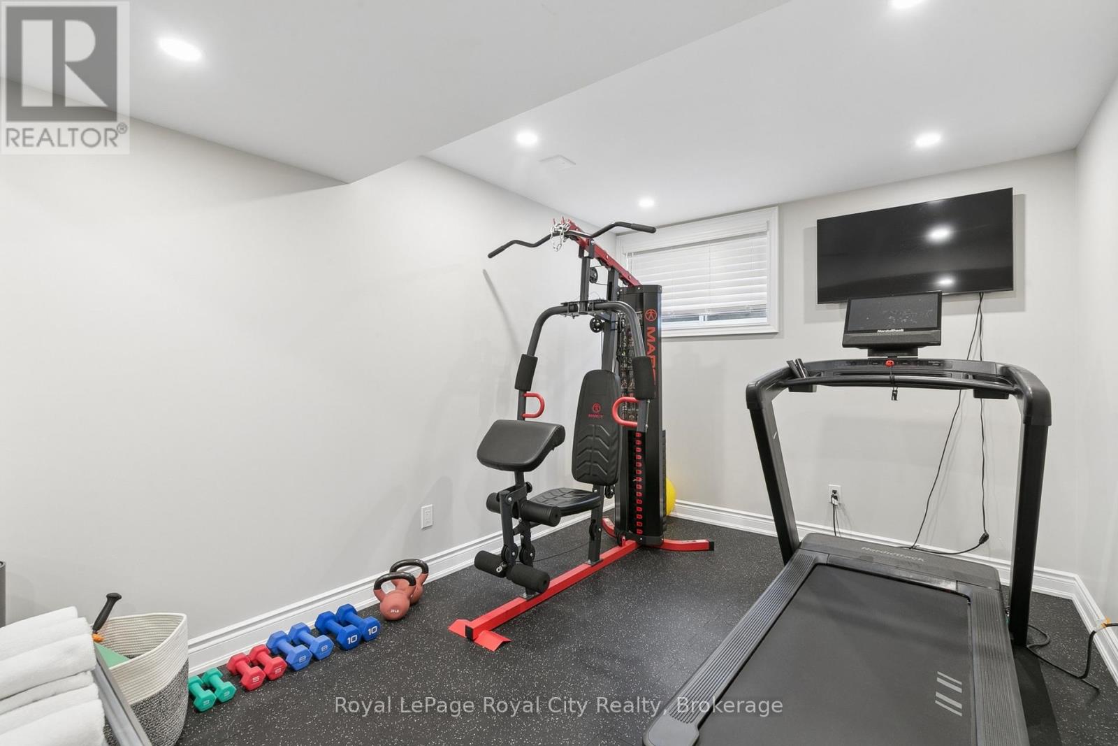 38 Daymond Drive, Puslinch, Ontario  N1H 6H9 - Photo 45 - X12965500