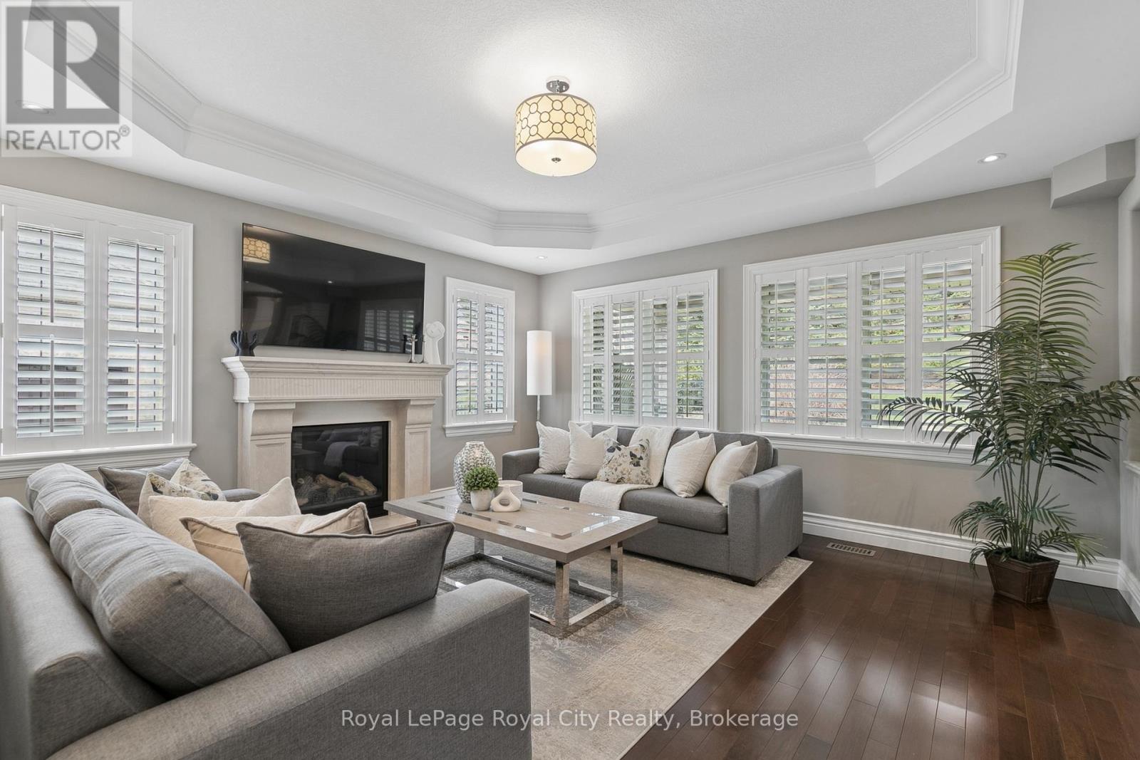 38 Daymond Drive, Puslinch, Ontario  N1H 6H9 - Photo 8 - X12965500