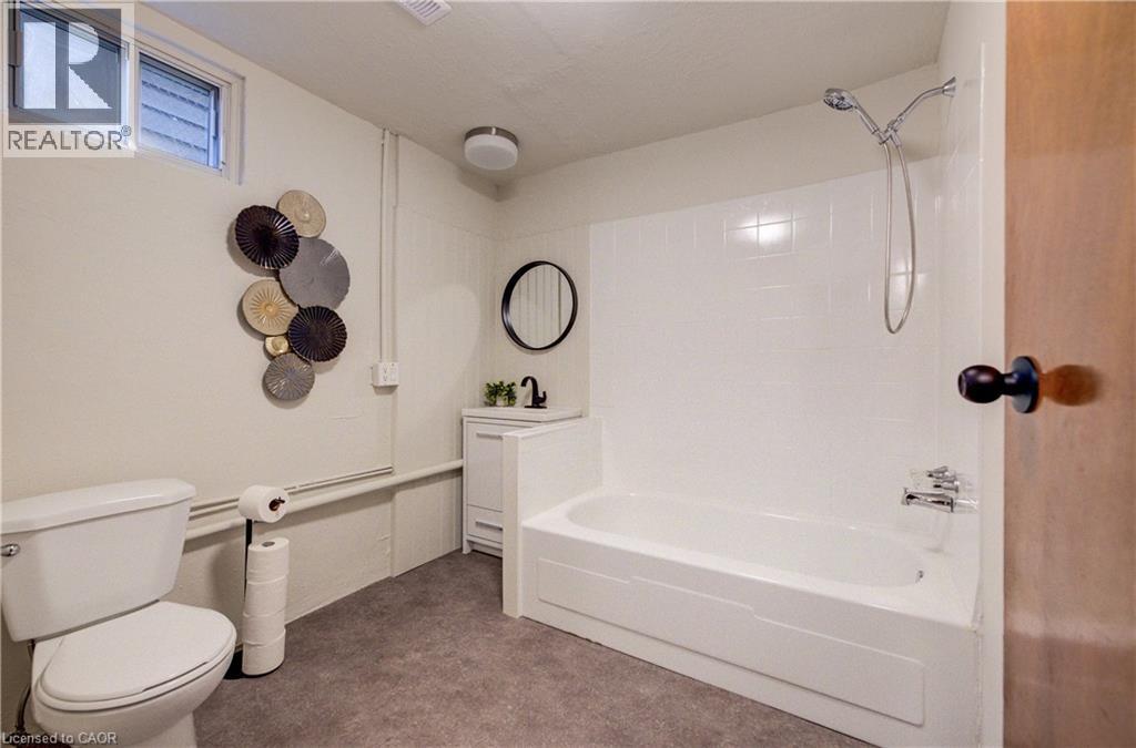 66 Tupper Crescent, Kitchener, Ontario  N2B 2X9 - Photo 23 - 40817609