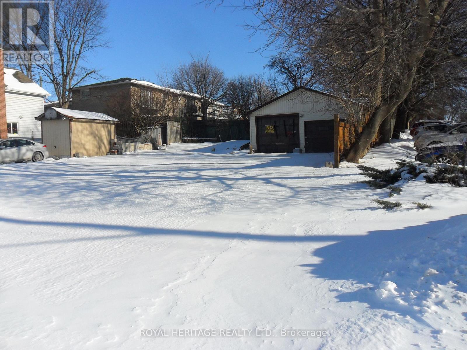 367 Centre Street S, Oshawa, Ontario L1H 4B6 - Photo 2 - E12965608