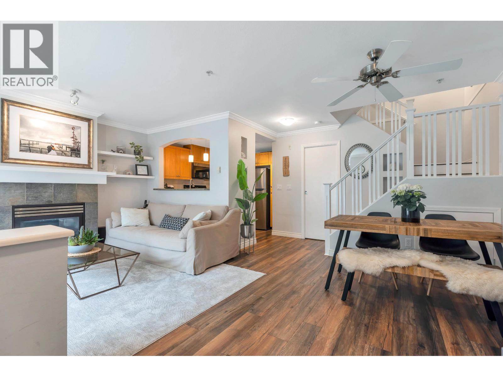 13 1073 Lynn Valley Road, North Vancouver, British Columbia  V7J 1Z6 - Photo 3 - R3107293