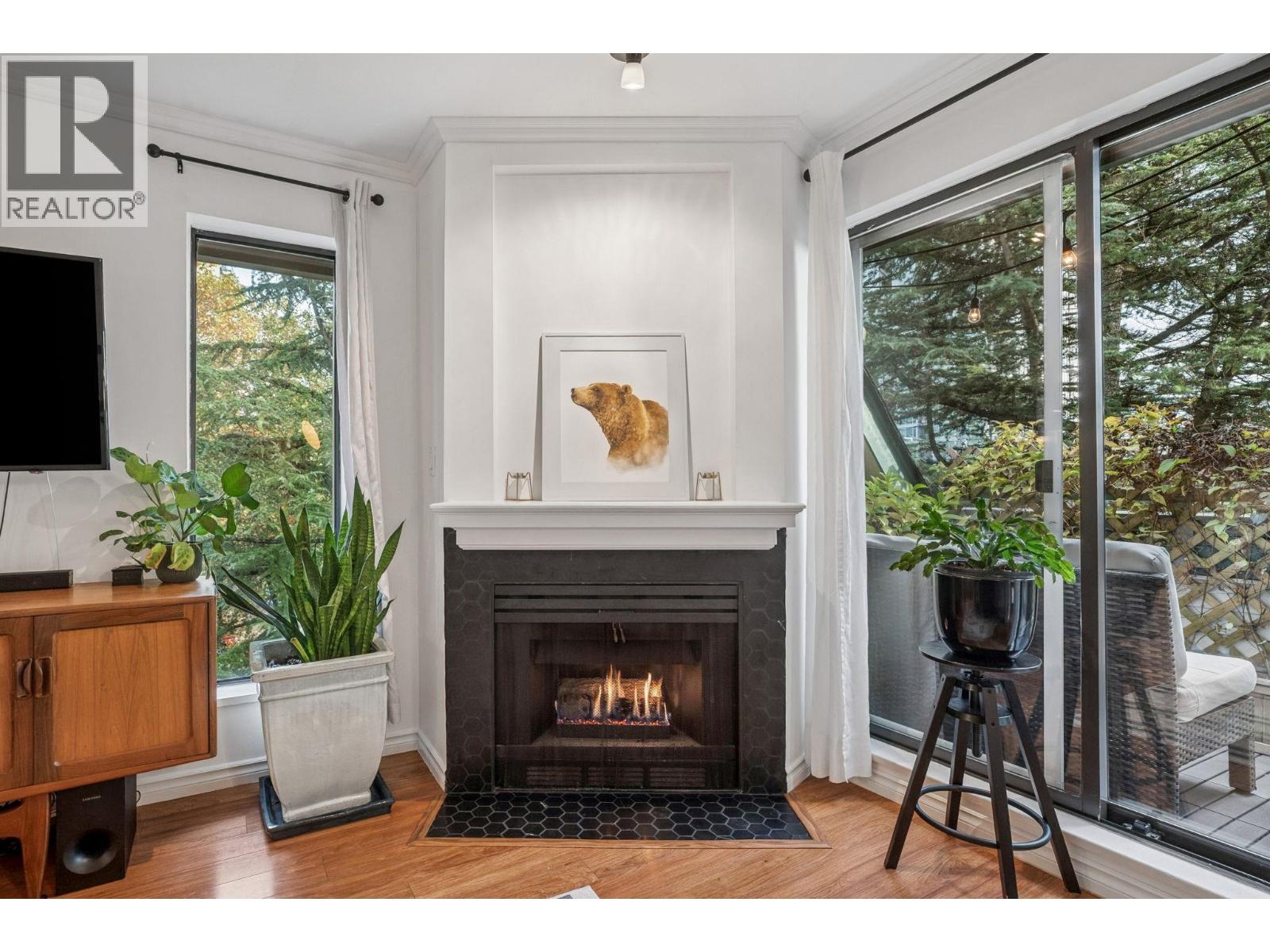 410 2925 Glen Drive, Coquitlam, British Columbia  V3B 7H9 - Photo 3 - R3107307