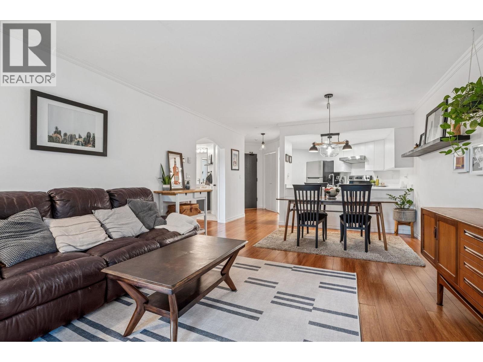 410 2925 Glen Drive, Coquitlam, British Columbia  V3B 7H9 - Photo 5 - R3107307