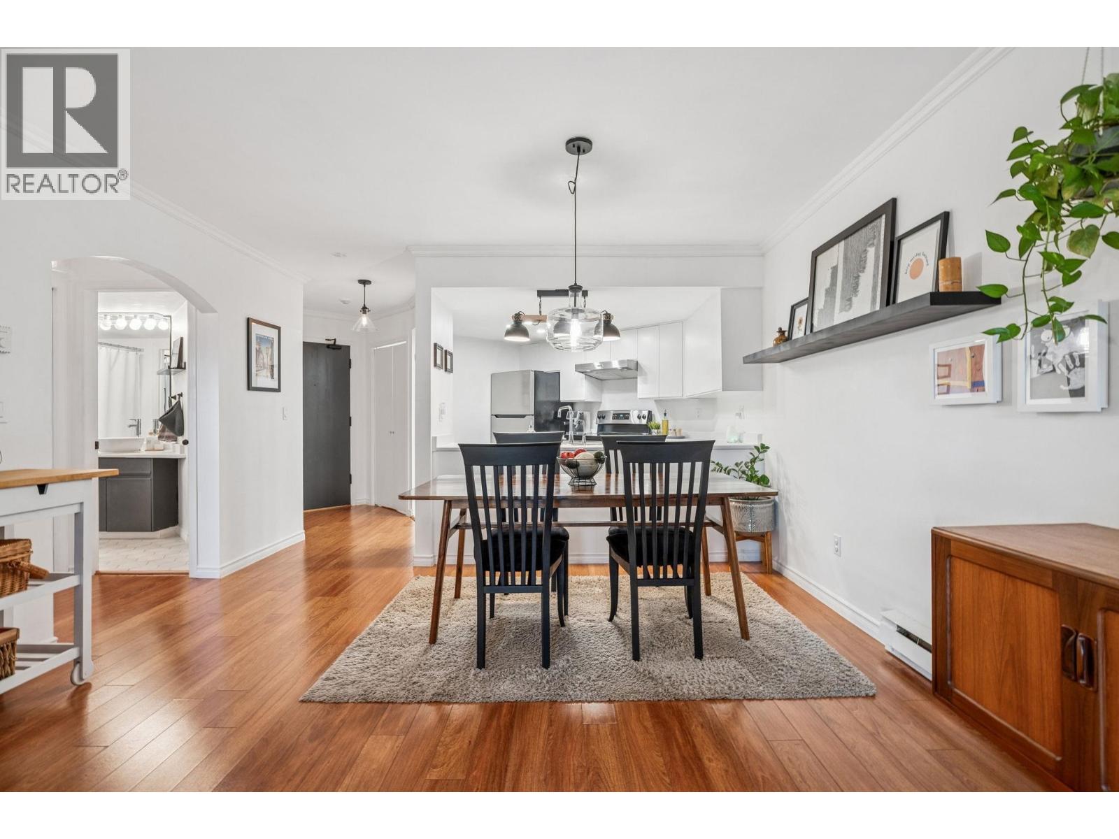 410 2925 Glen Drive, Coquitlam, British Columbia  V3B 7H9 - Photo 6 - R3107307