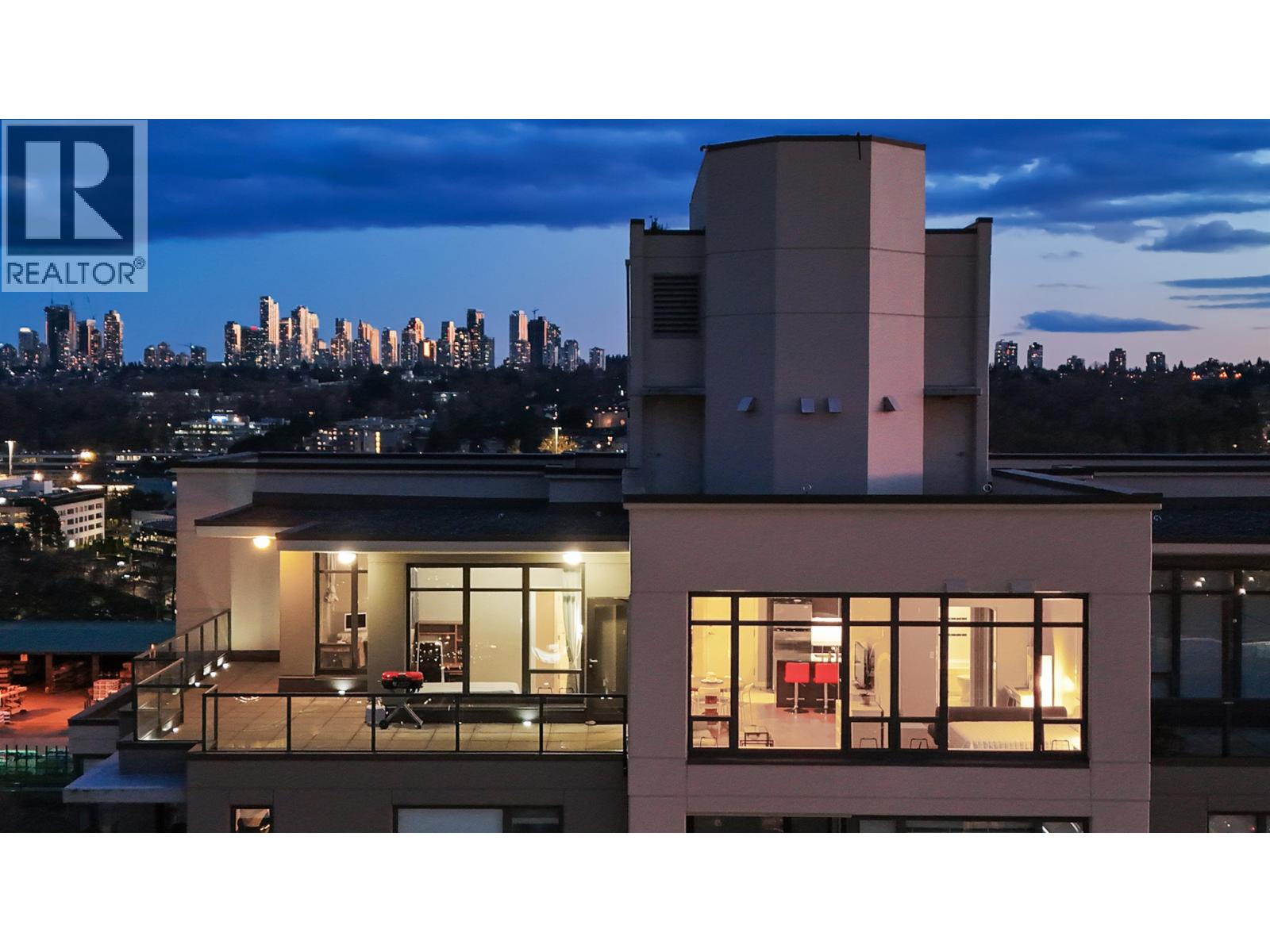 2102 4118 Dawson Street, Burnaby, British Columbia  V5C 0A3 - Photo 2 - R3107313