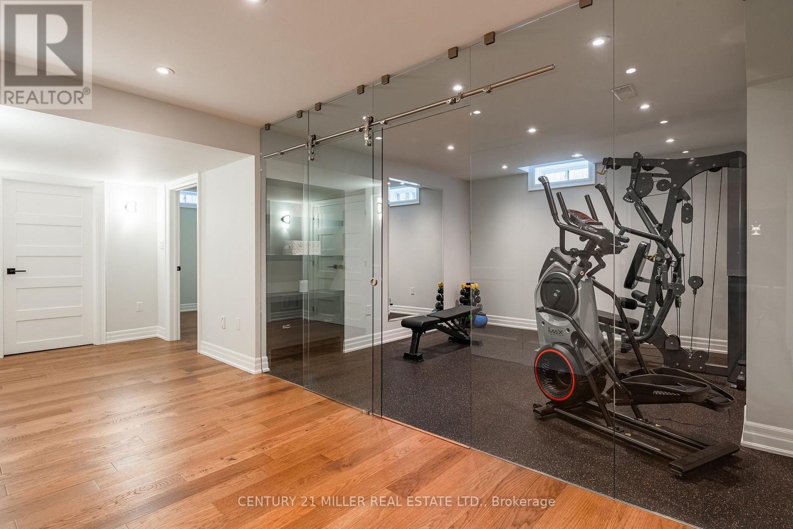 2201 Rochester Circle, Oakville, Ontario  L6M 5E3 - Photo 33 - W12964950