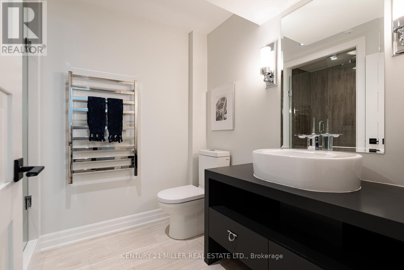 2201 Rochester Circle, Oakville, Ontario  L6M 5E3 - Photo 35 - W12964950