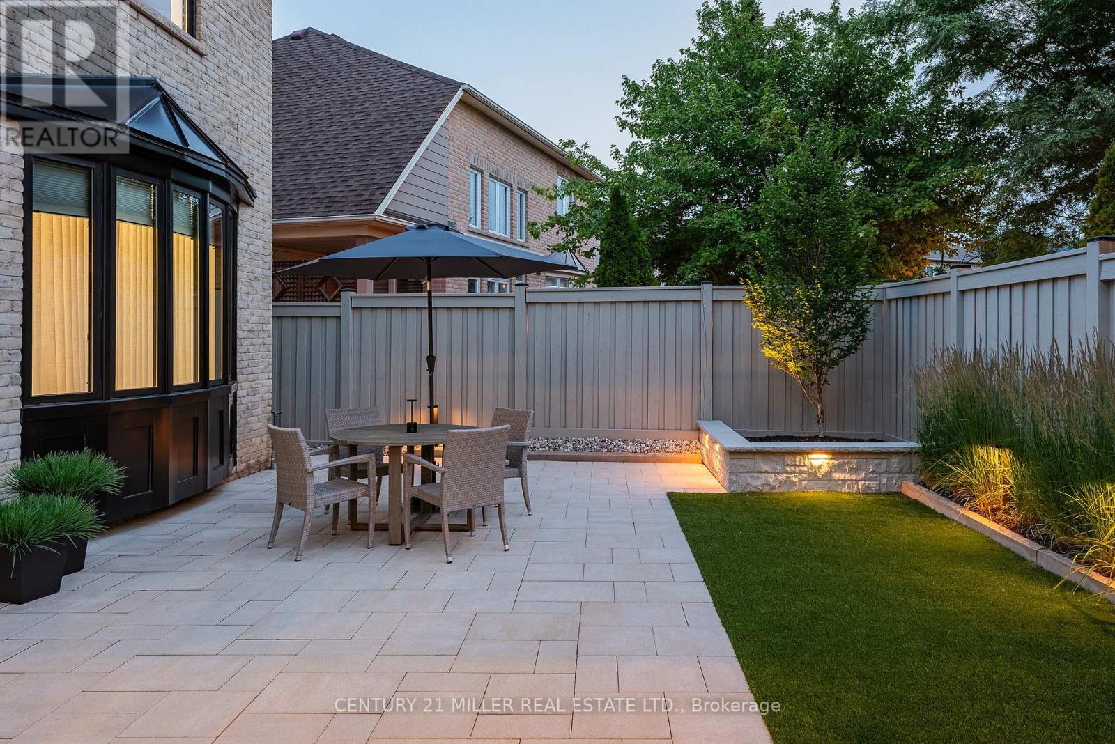 2201 Rochester Circle, Oakville, Ontario  L6M 5E3 - Photo 41 - W12964950