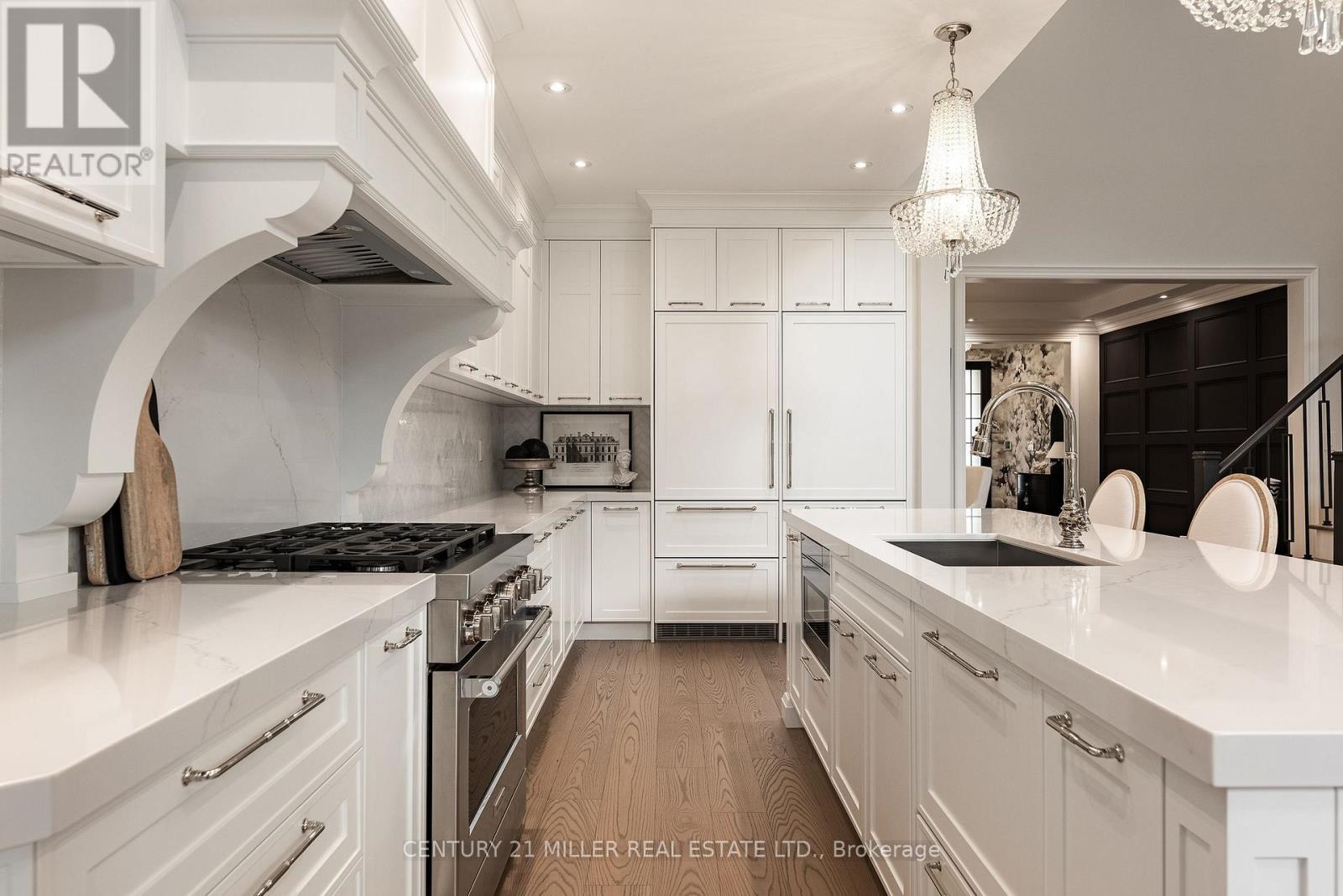 2201 Rochester Circle, Oakville, Ontario  L6M 5E3 - Photo 10 - W12964950