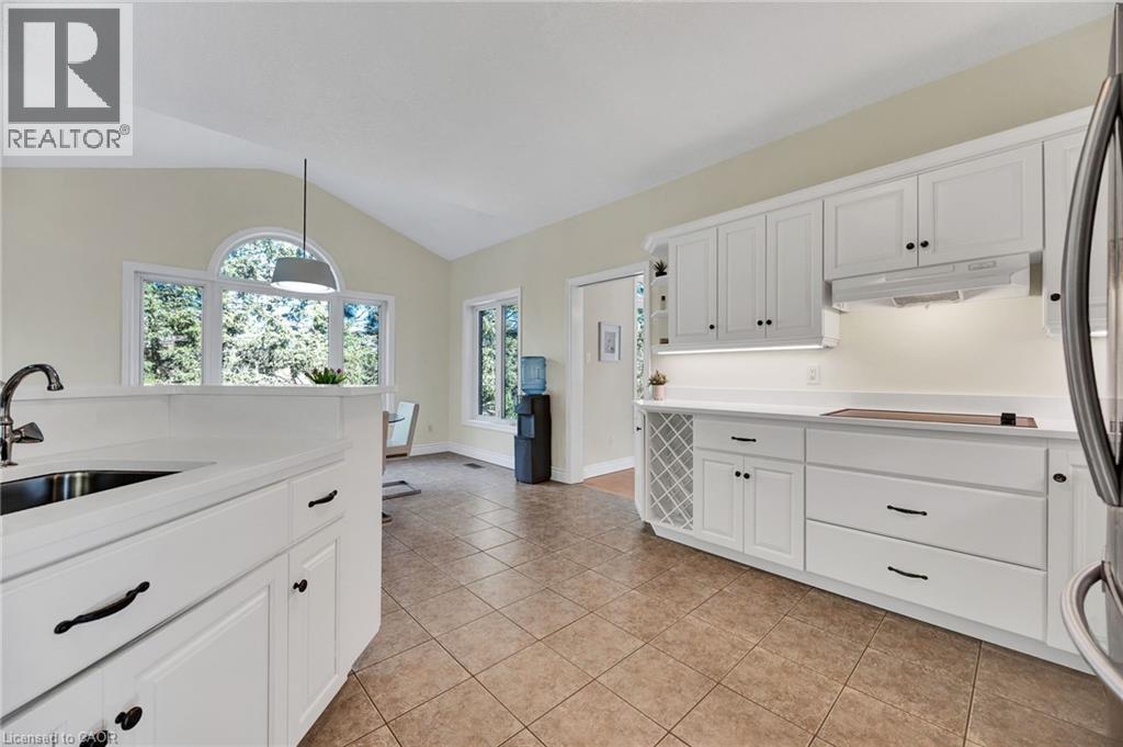 232 The Lions Gate, Waterloo, Ontario  N2L 6M5 - Photo 6 - 40814994