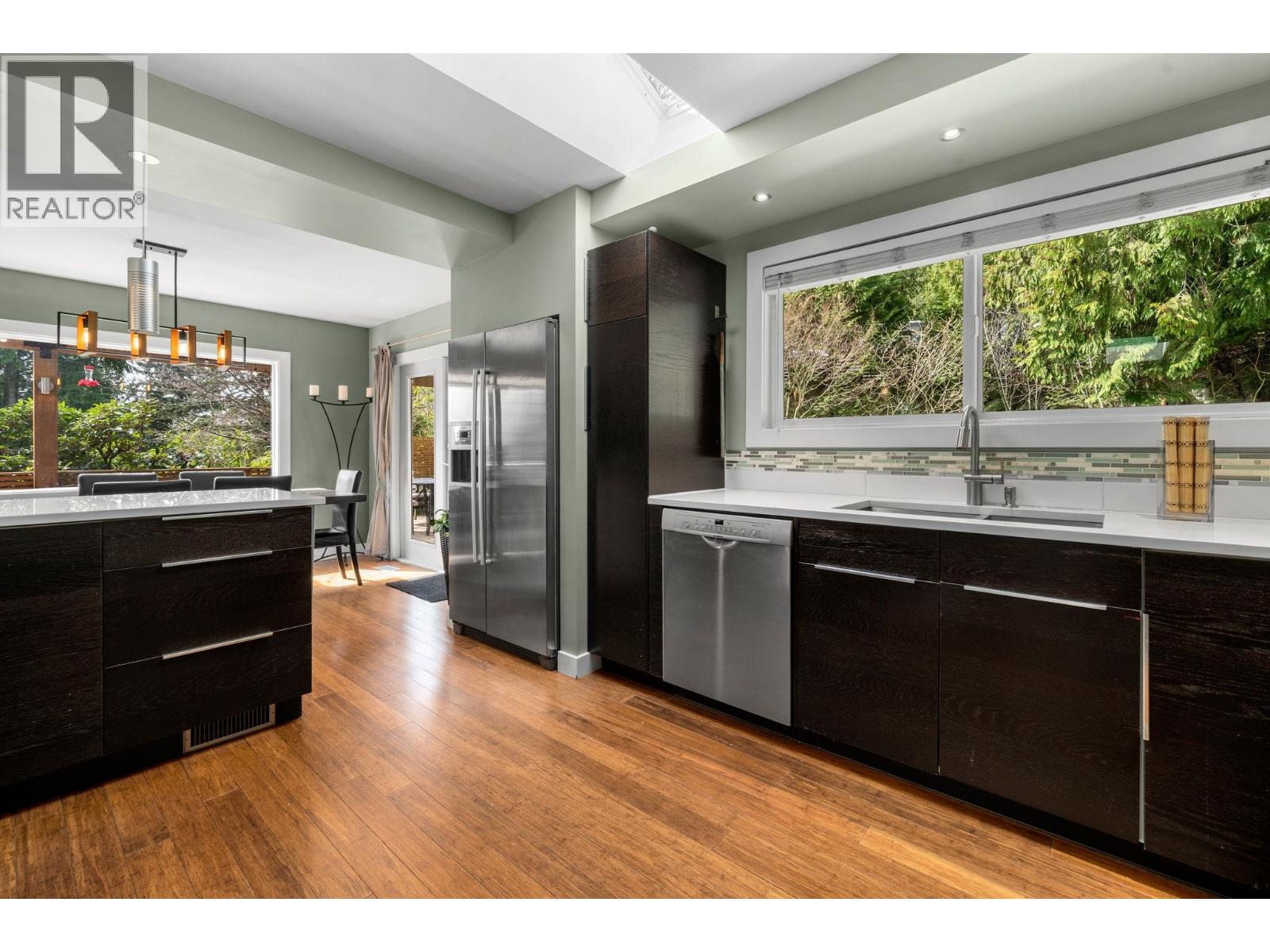 4515 Meadowbank Close, North Vancouver, British Columbia  V7K 2L1 - Photo 12 - R3107311