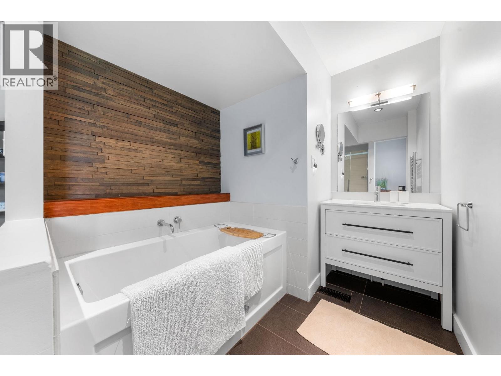 4515 Meadowbank Close, North Vancouver, British Columbia  V7K 2L1 - Photo 17 - R3107311